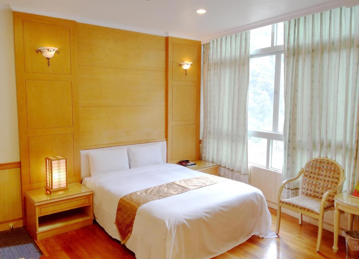 Jenq Yang Hotspring Hotel Renai Exterior foto